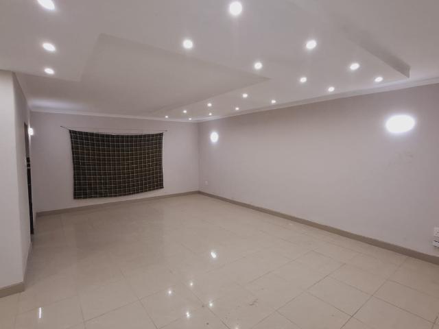3 Bedroom House For Sale in Silverglen