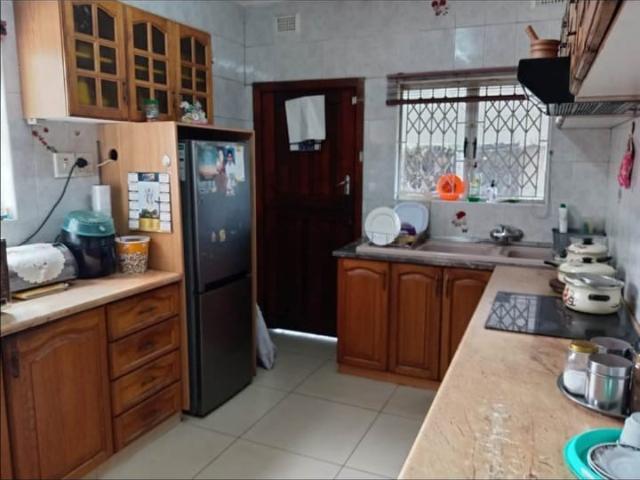 3 Bedroom House For Sale in Silverglen
