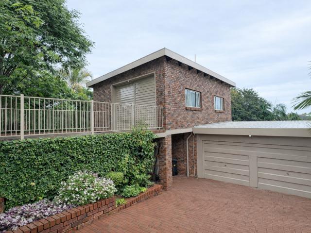 3 Bedroom House For Sale in Sinoville