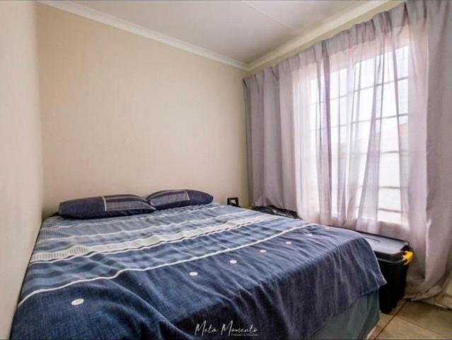3 Bedroom House For Sale in Sky City