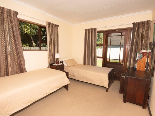 3 Bedroom House For Sale in St Francis Bay Village