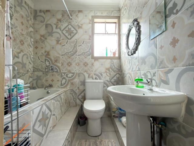 3 Bedroom House For Sale in Stanmore