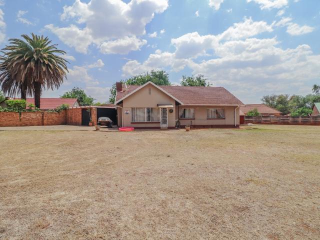 3 Bedroom House For Sale in Stilfontein