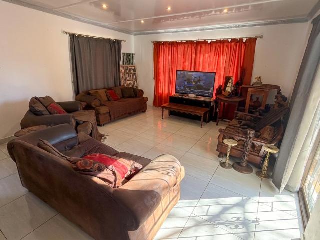 3 Bedroom House For Sale in Stilfontein
