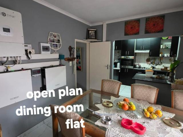 3 Bedroom House For Sale in Suiderberg