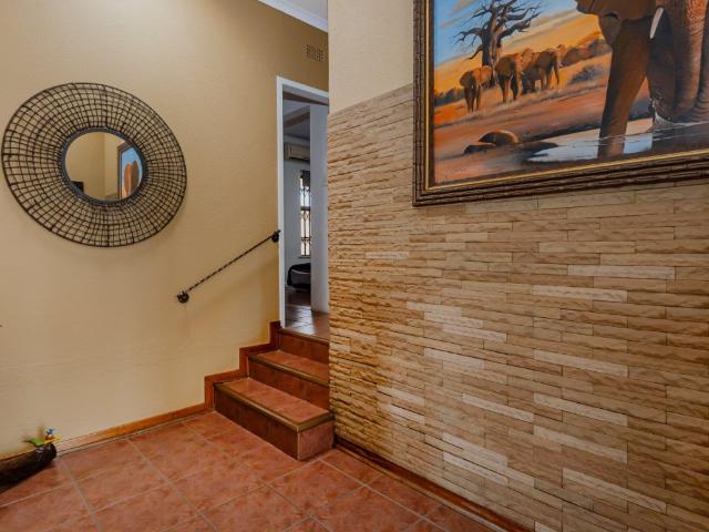 3 Bedroom House For Sale in Suideroord