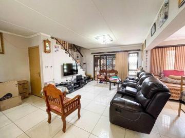 3 Bedroom House For Sale in Summerset
