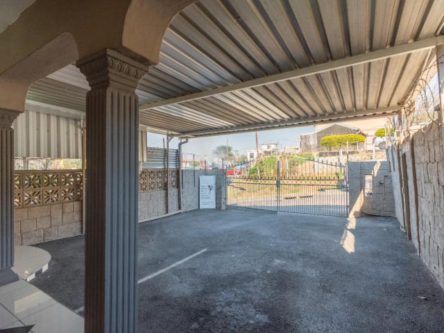 3 Bedroom House For Sale in Sunford
