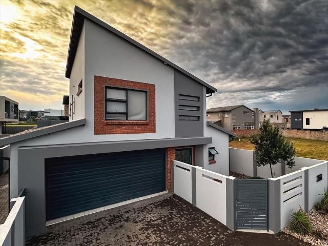 3 Bedroom House For Sale in Swallow Hills Lifestyle Estate