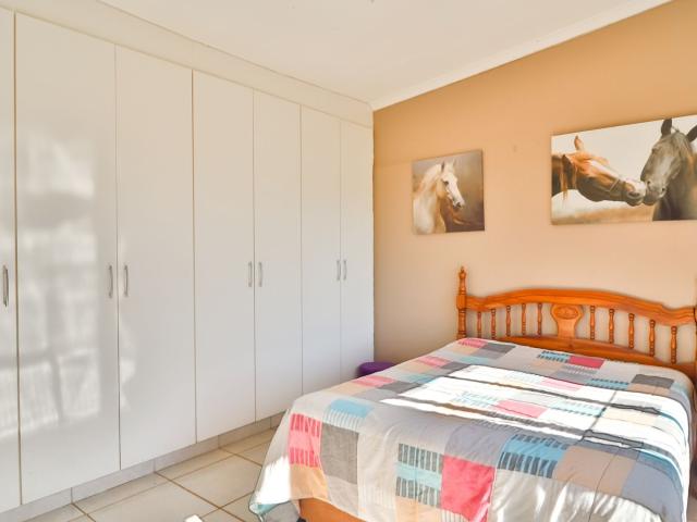 3 Bedroom House For Sale in Sweetwaters