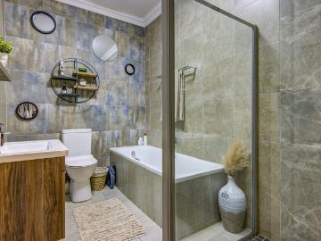 3 Bedroom House For Sale in Pomona AH