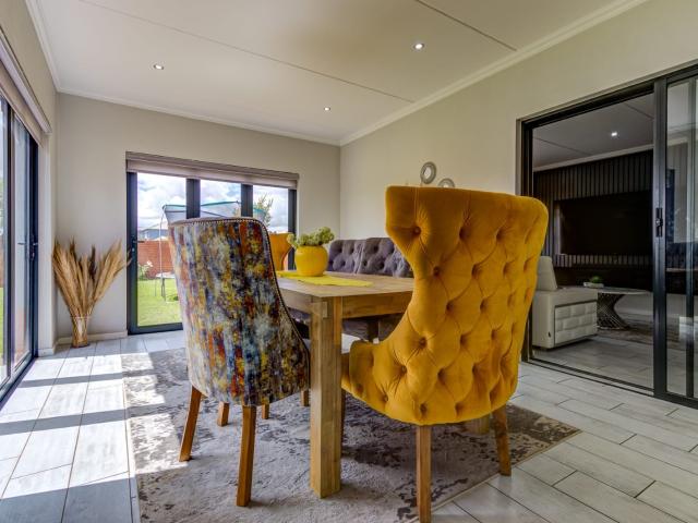3 Bedroom House For Sale in Pomona