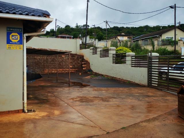 3 Bedroom House For Sale in Panorama Gardens
