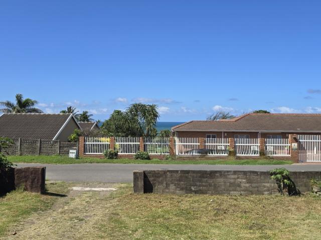 3 Bedroom House For Sale in Park Rynie