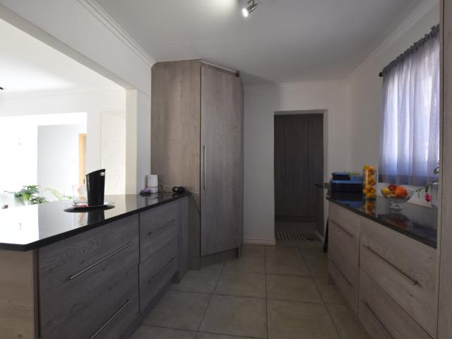 3 Bedroom House For Sale in Parkmore