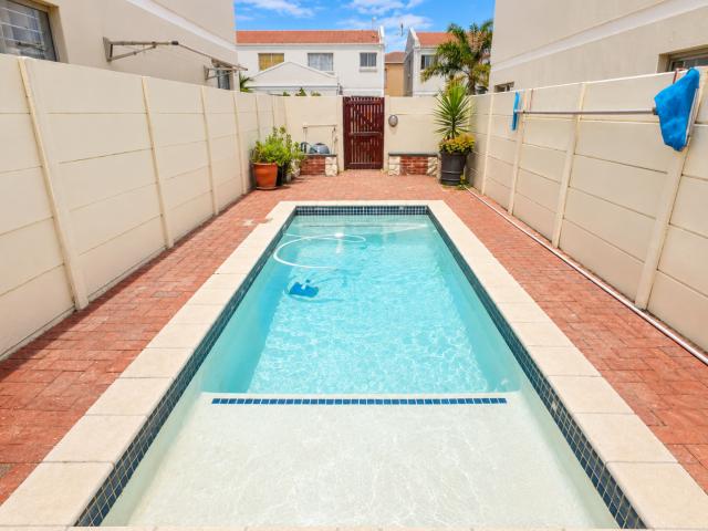 3 Bedroom House For Sale in Parklands