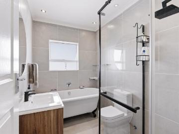 3 Bedroom House For Sale in Parklands
