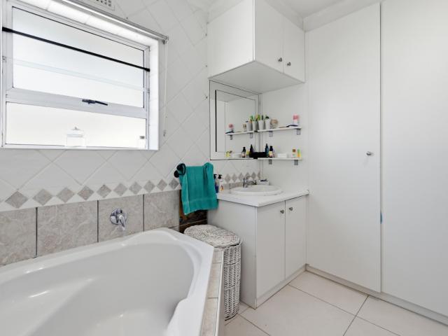 3 Bedroom House For Sale in Parklands