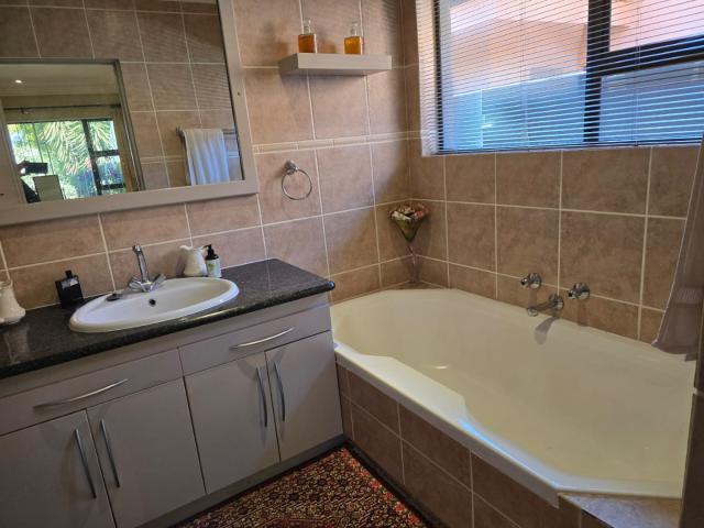 3 Bedroom House For Sale in Pecanwood Estate