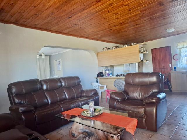 3 Bedroom House For Sale in Pellsrus