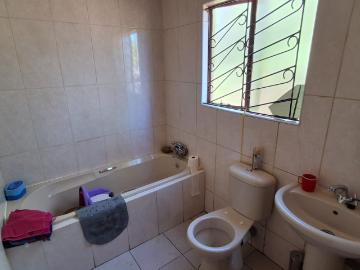 3 Bedroom House For Sale in Phuthaditjhaba