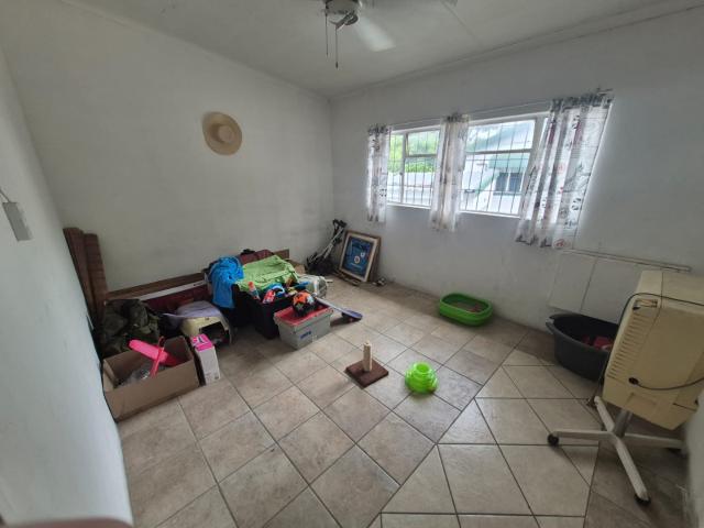 3 Bedroom House For Sale in Phalaborwa