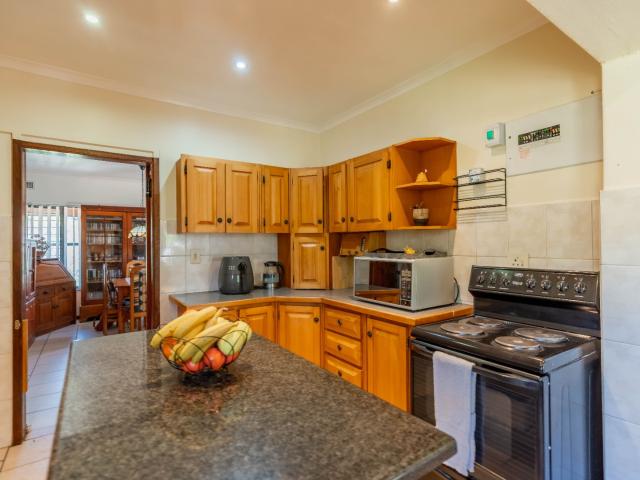 3 Bedroom House For Sale in Pinelands