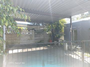 3 Bedroom House For Sale in Prestbury