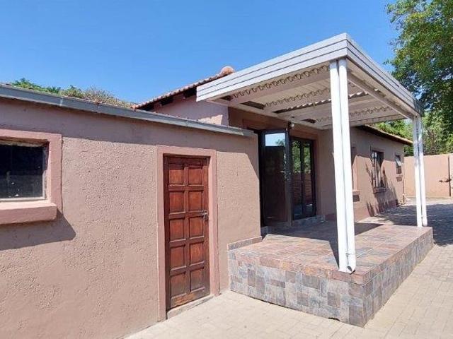 3 Bedroom House For Sale in Pretoria North