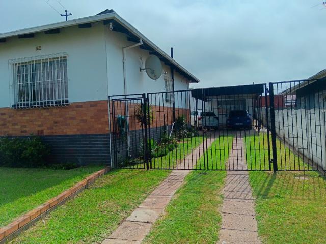 3 Bedroom House For Sale in Primrose
