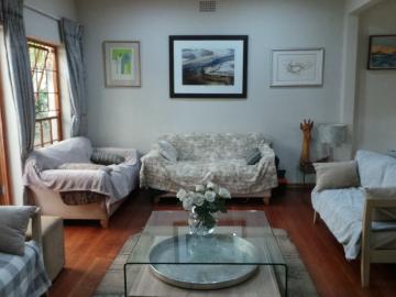 3 Bedroom House For Sale in Primrose Hill