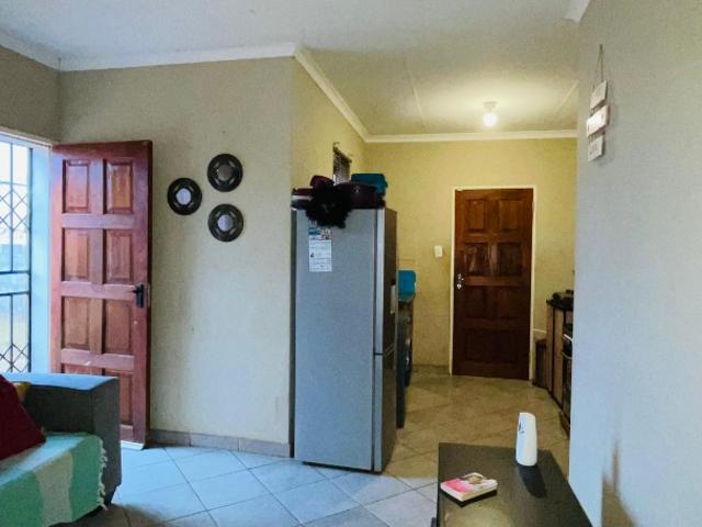 3 Bedroom House For Sale in Protea Glen
