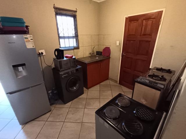 3 Bedroom House For Sale in Protea Glen