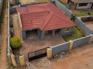 3 Bedroom House For Sale in Protea Glen