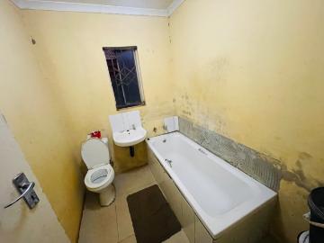3 Bedroom House For Sale in Protea Glen