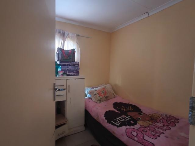 3 Bedroom House For Sale in Protea Glen
