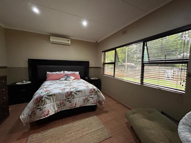 3 Bedroom House For Sale in Protea Park