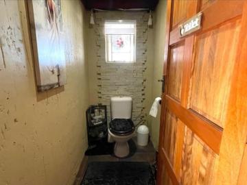3 Bedroom House For Sale in Rothdene