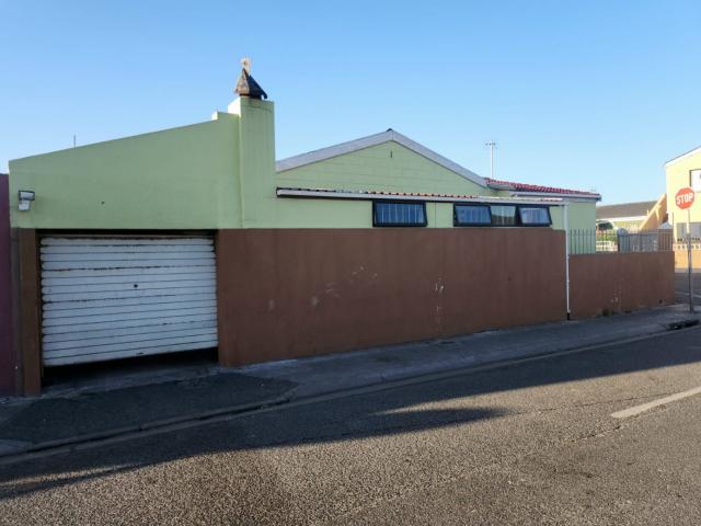 3 Bedroom House For Sale in Rocklands