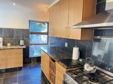 3 Bedroom House For Sale in Roodekrans