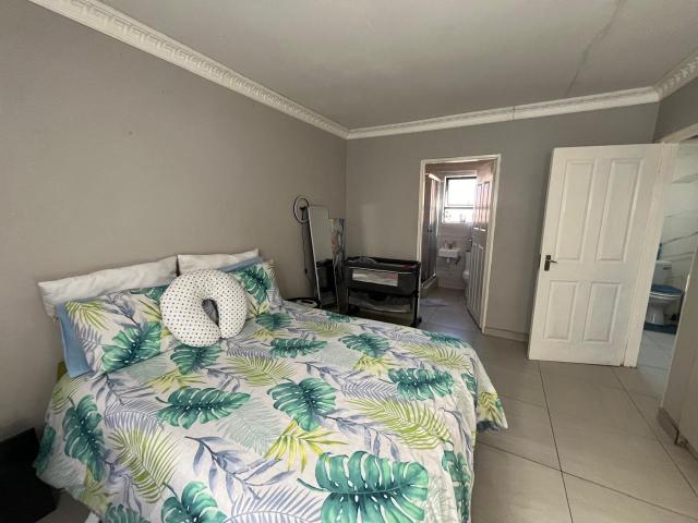 3 Bedroom House For Sale in Roodepan