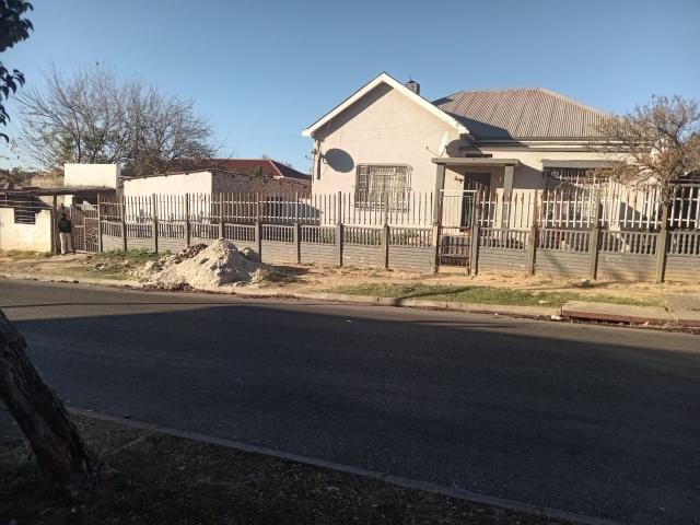3 Bedroom House For Sale in Rosettenville