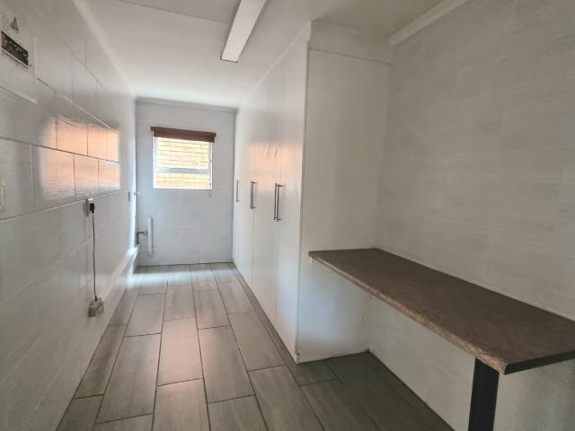 3 Bedroom House For Sale in Ravenswood