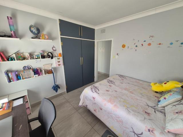 3 Bedroom House For Sale in Raceview