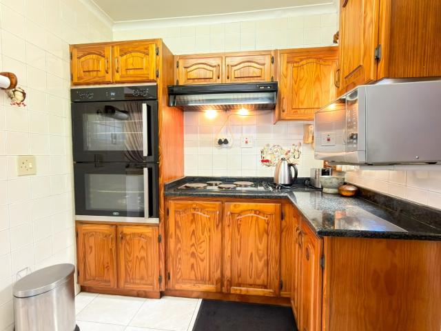 3 Bedroom House For Sale in Rainham