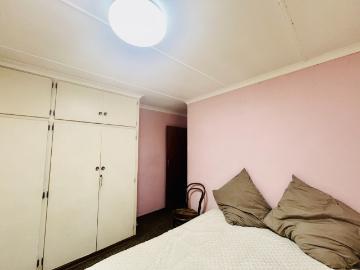 3 Bedroom House For Sale in Raisethorpe