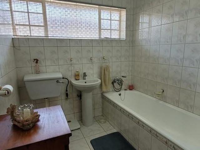 3 Bedroom House For Sale in Randhart