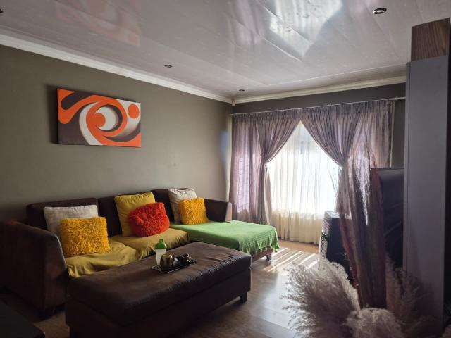 3 Bedroom House For Sale in Randpoort