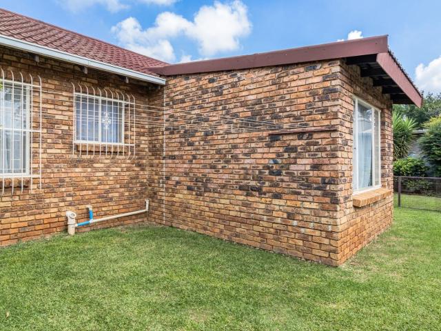 3 Bedroom House For Sale in Randpoort
