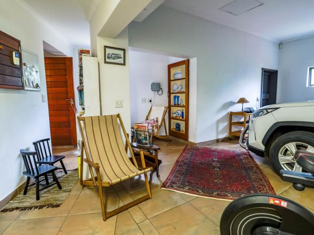 3 Bedroom House For Sale in Retire at Midstream